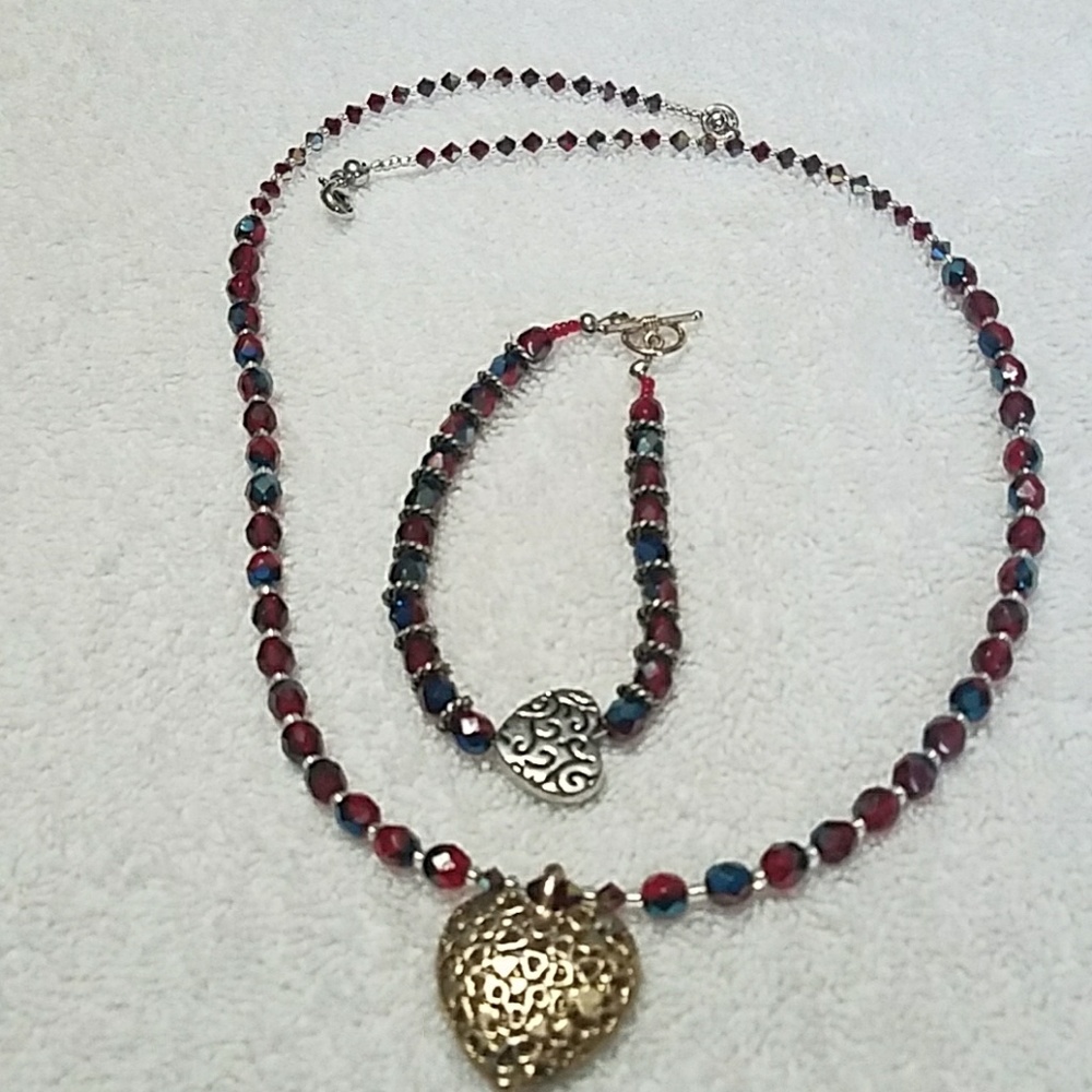 Necklace and bracelet